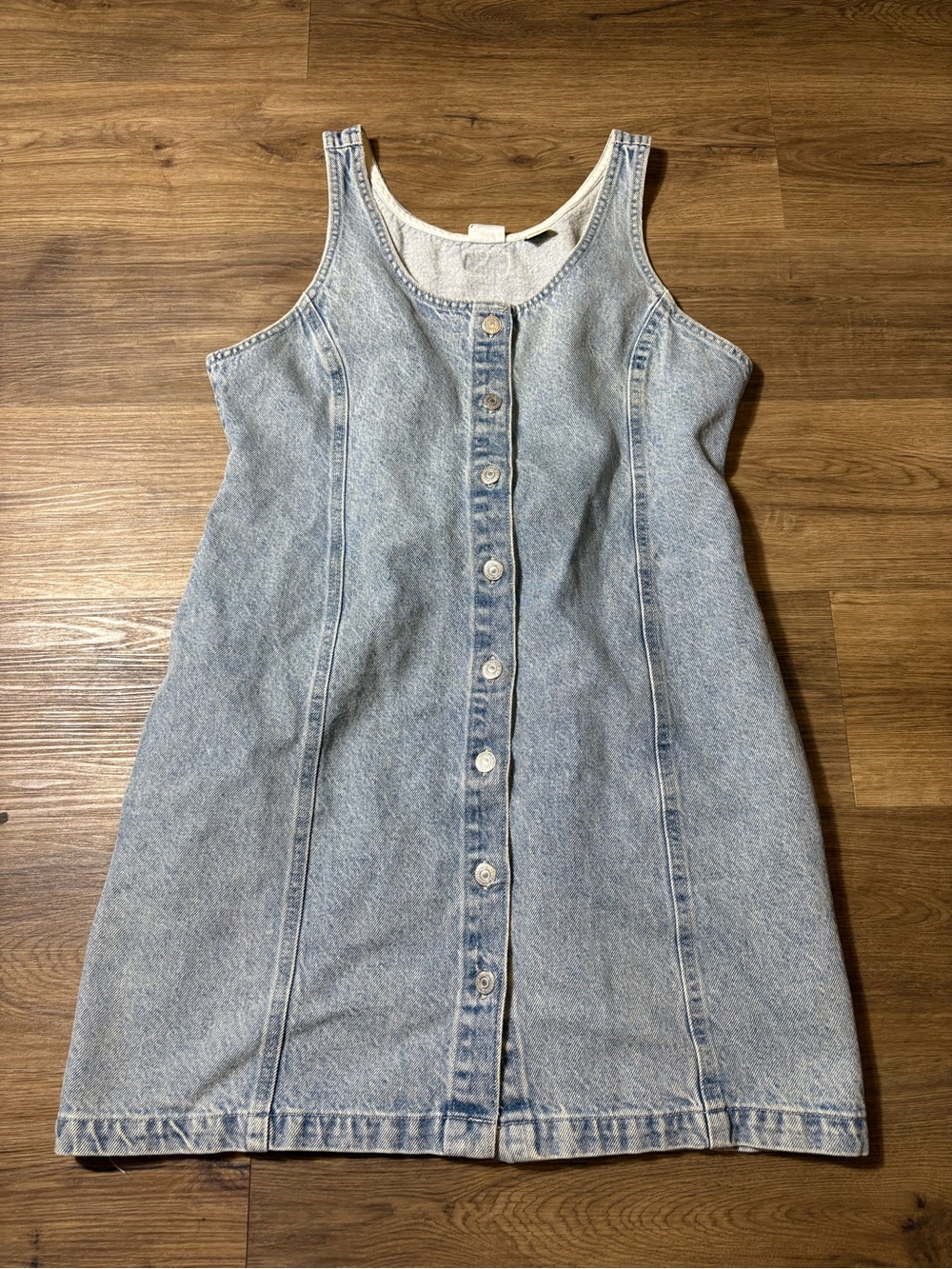 Levi’s Women’s Light Wash Vianna Sleeveless Button Down Denim Dress Size L